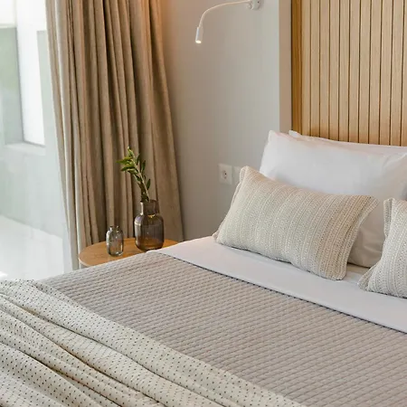 Ionian Treasure * Efl